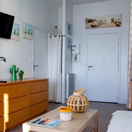 Le Courlis Vue Panoramique Sur La Mer, Balcons О