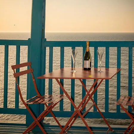 Le Courlis Vue Panoramique Sur La Mer, Balcons *